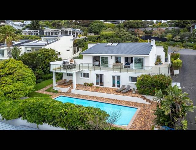 5 BEDROOM HOUSE FOR SALE IN LLANDUDNO